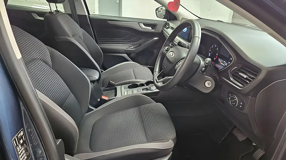 Used 2023 Ford Focus Trend Blue - Interior and Exterior details 9