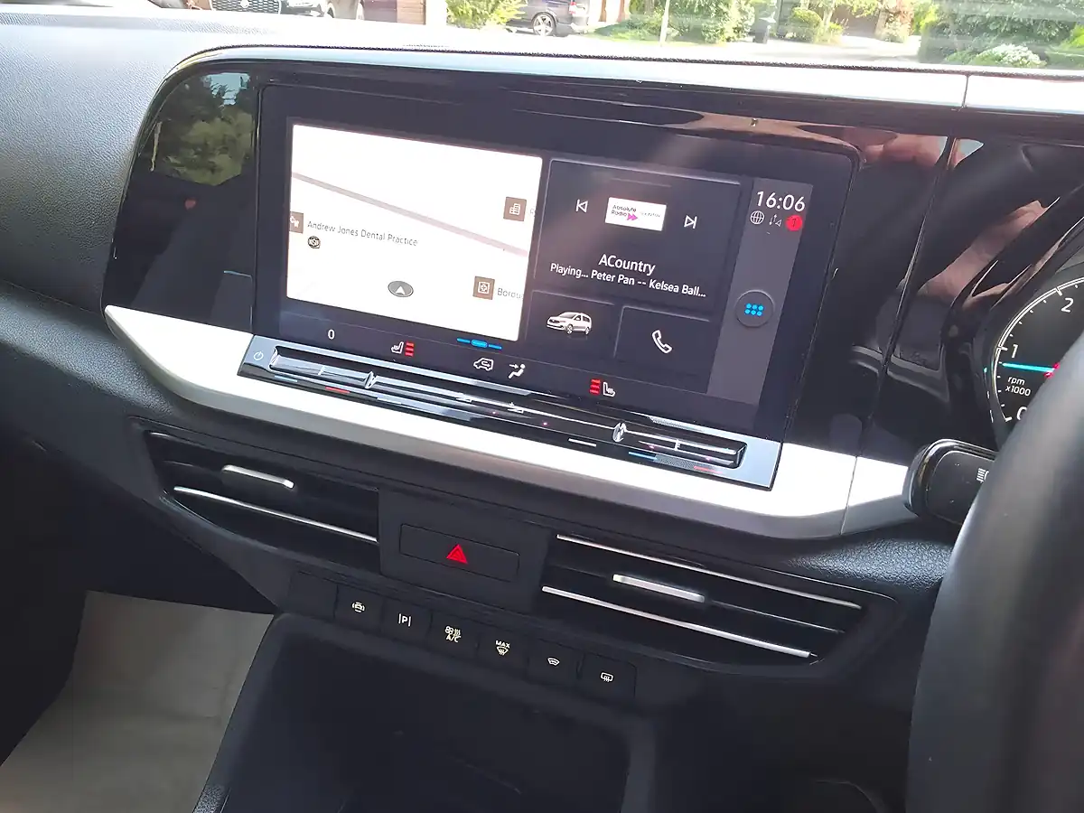 Used 2023 Ford Grand Tourneo Connect Active Black - Interior and Exterior details 14