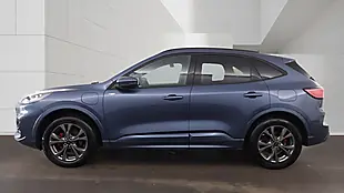 Used 2023 Ford Kuga ST-Line Blue - Interior and Exterior details 10