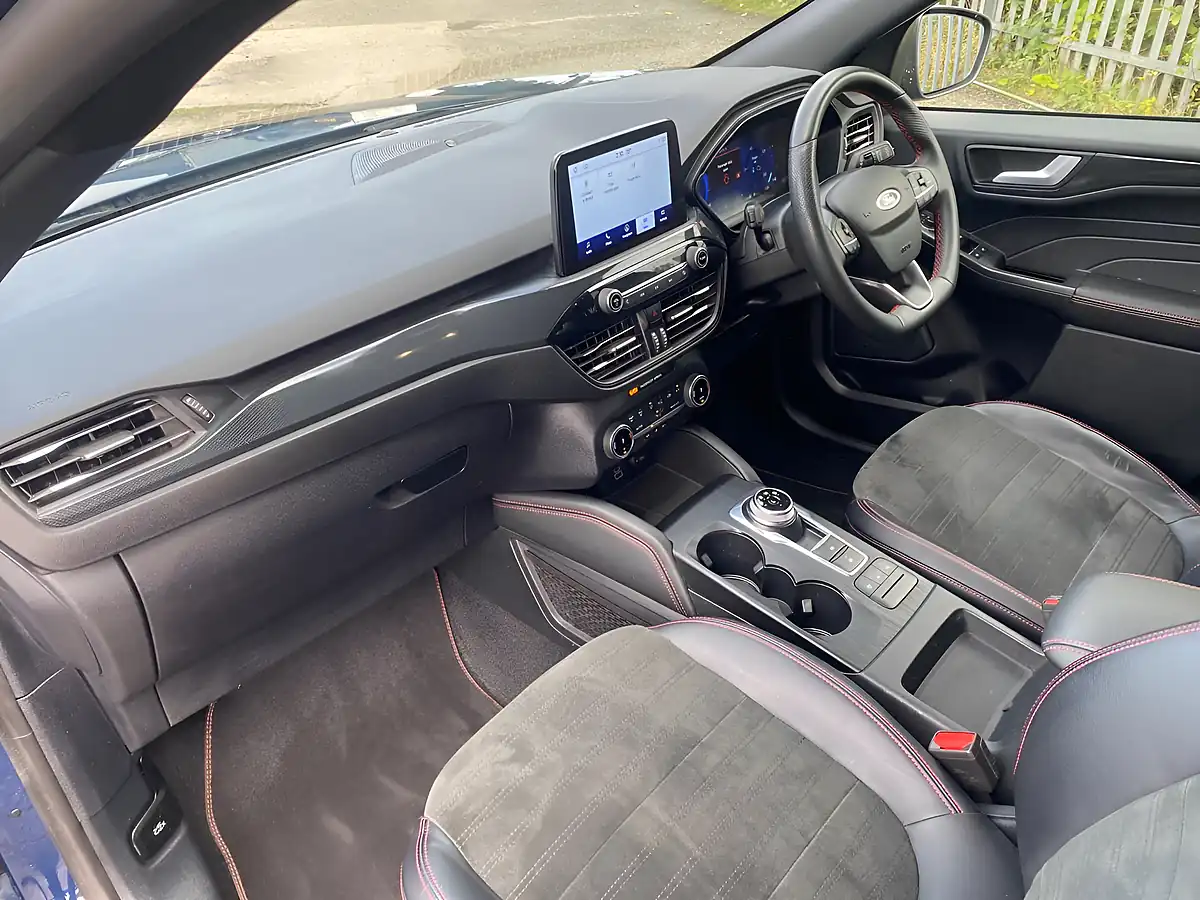 Used 2023 Ford Kuga ST-Line Edition Blue - Interior and Exterior details 6