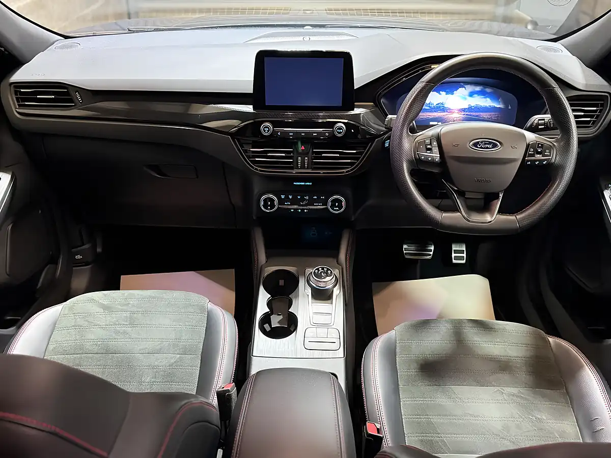 Used 2023 Ford Kuga ST-Line Edition Grey - Interior and Exterior details 9