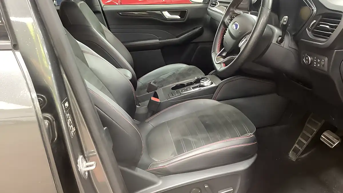 Used 2023 Ford Kuga ST-Line Edition Grey - Interior and Exterior details 8