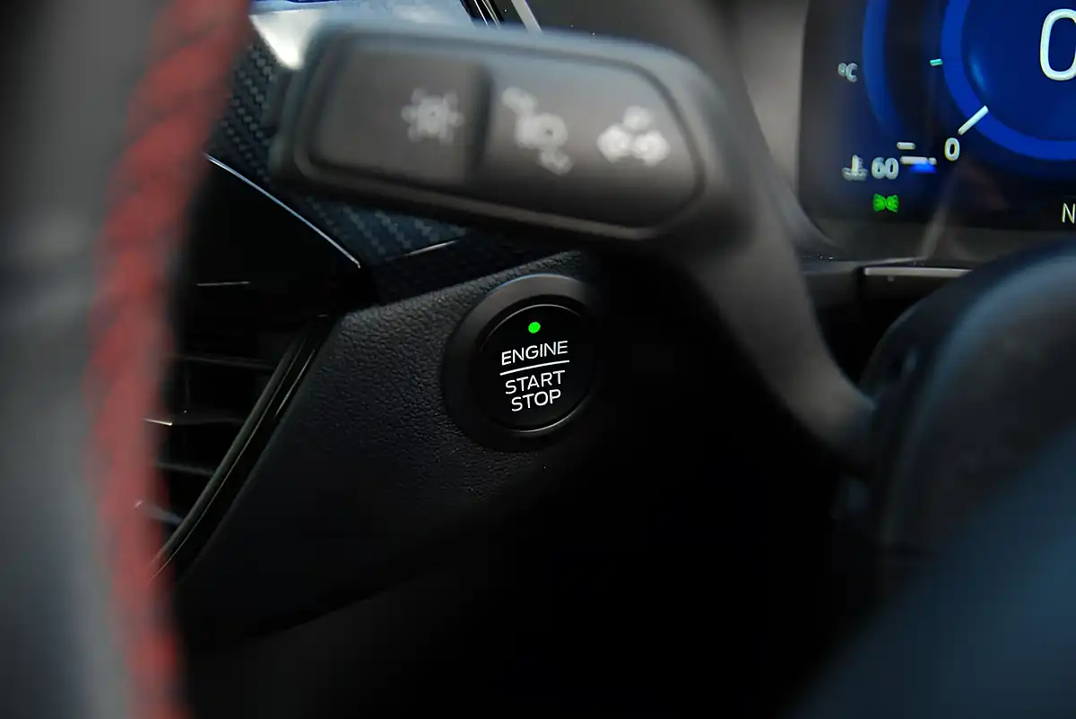 Used 2023 Ford Kuga ST-Line Edition Red - Interior and Exterior details 13