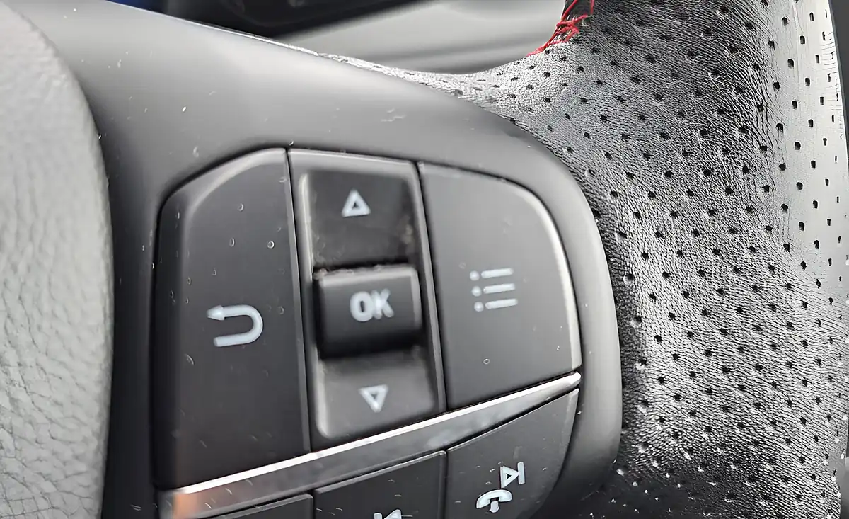 Used 2023 Ford Kuga ST-Line Edition White Platinum Premium Paint - Interior and Exterior details 19