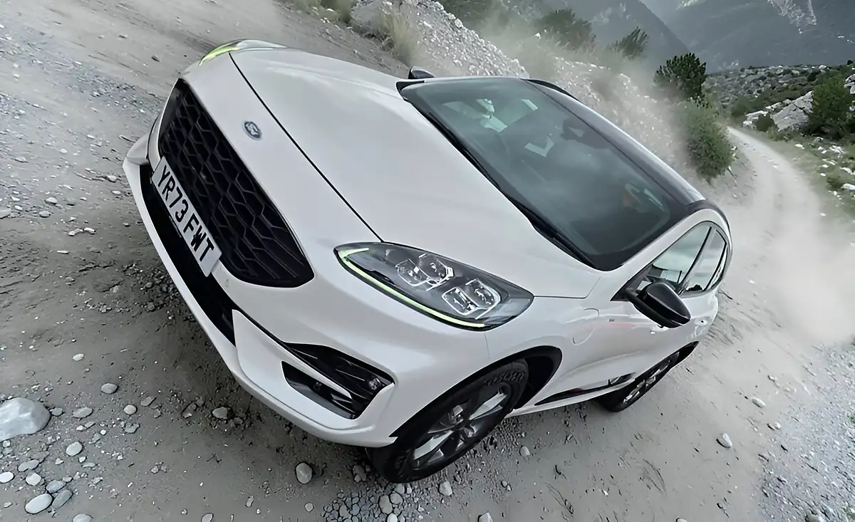 Used 2023 Ford Kuga ST-Line Edition White Platinum Premium Paint - Interior and Exterior details 5