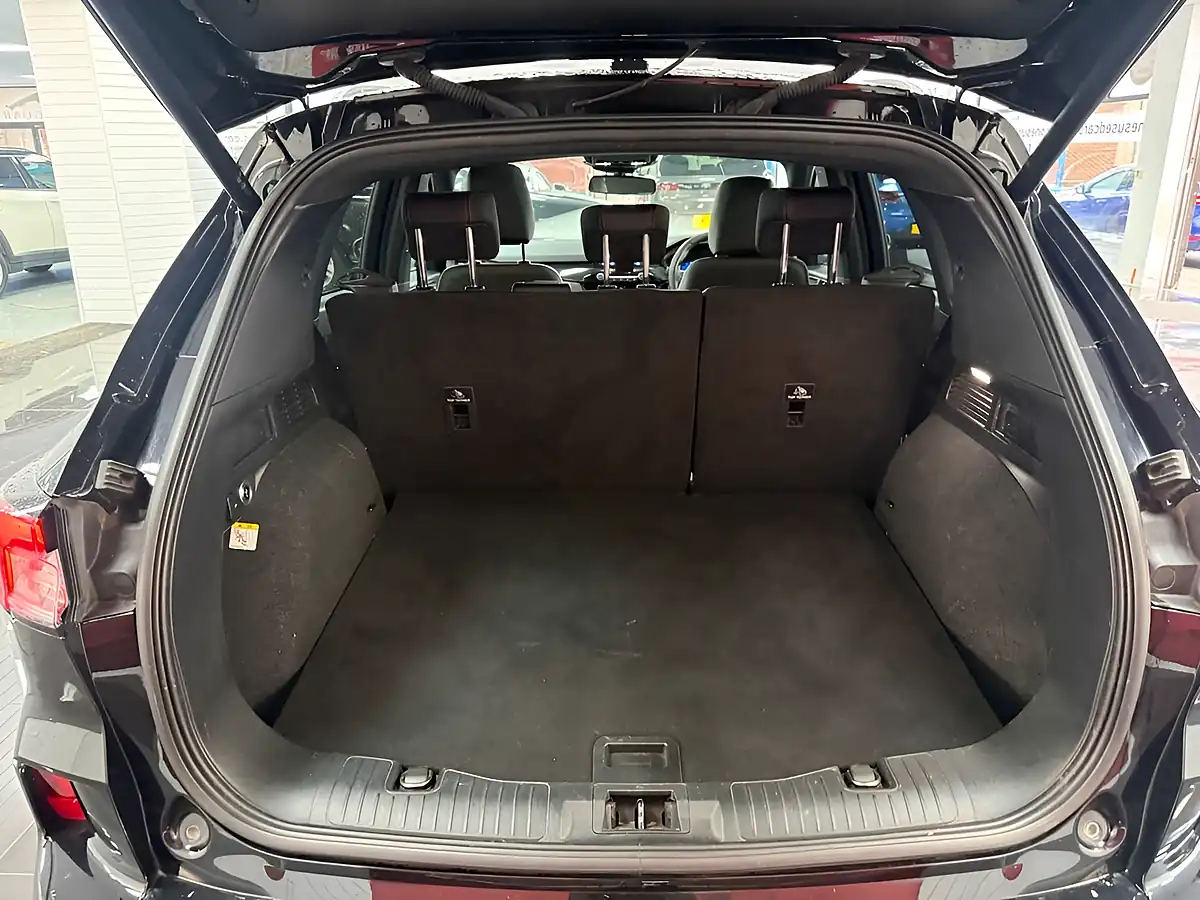 Used 2023 Ford Kuga ST-Line X Black - Interior and Exterior details 10