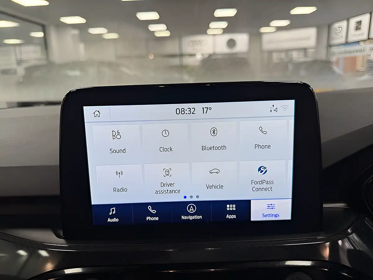 Used 2023 Ford Kuga ST-Line X Black - Interior and Exterior details 18