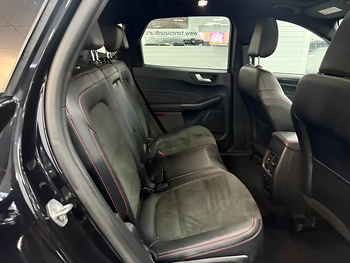 Used 2023 Ford Kuga ST-Line X Black - Interior and Exterior details 5