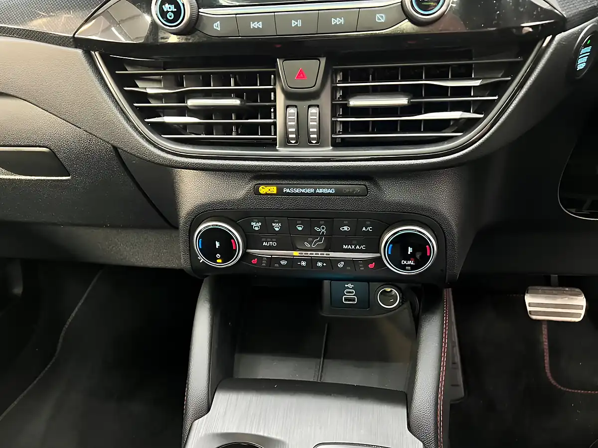 Used 2023 Ford Kuga ST-Line X Edition Black - Interior and Exterior details 19