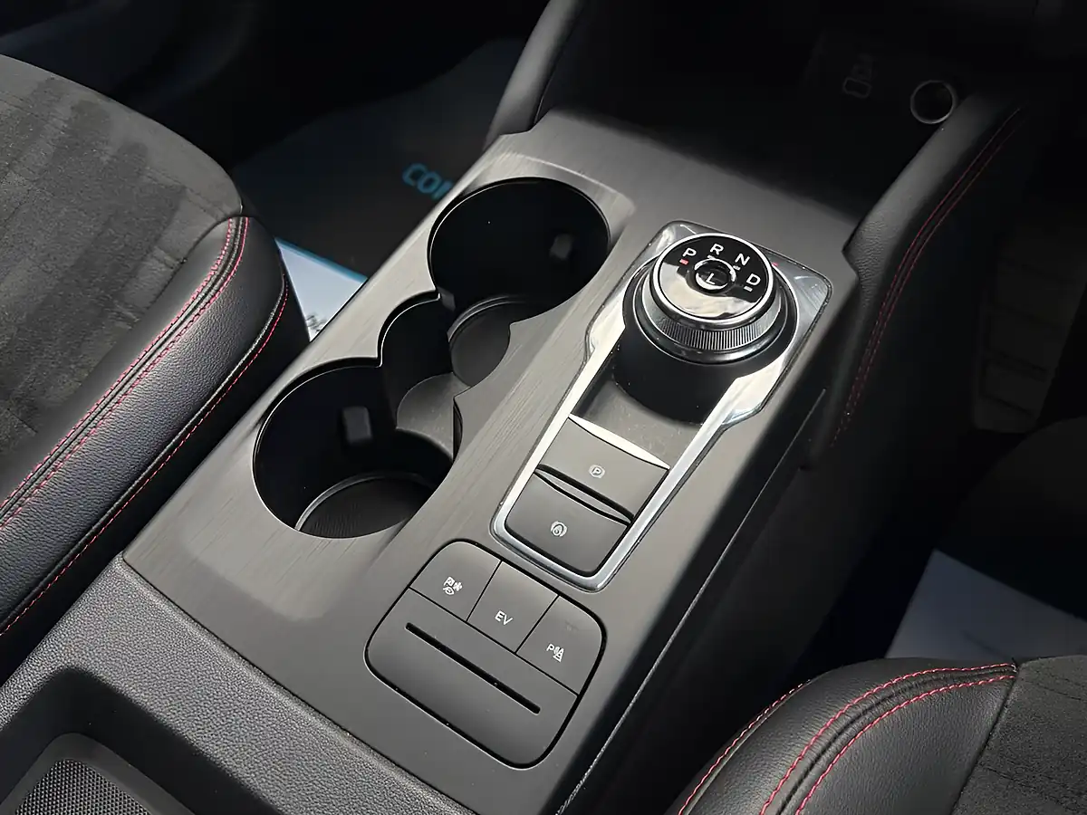 Used 2023 Ford Kuga ST-Line X Edition Blue - Interior and Exterior details 19