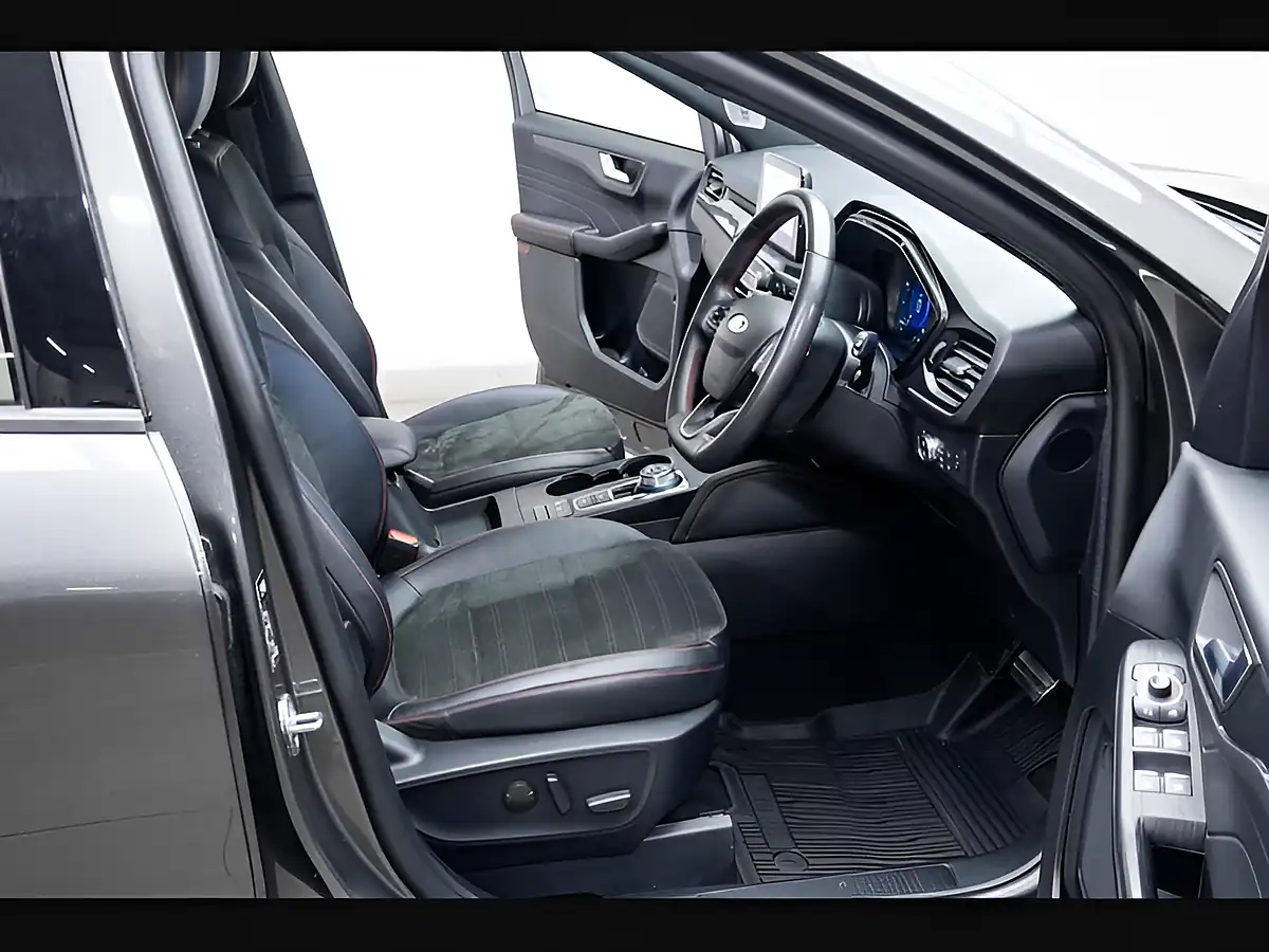 Used 2023 Ford Kuga ST-Line X Edition Grey - Interior and Exterior details 16