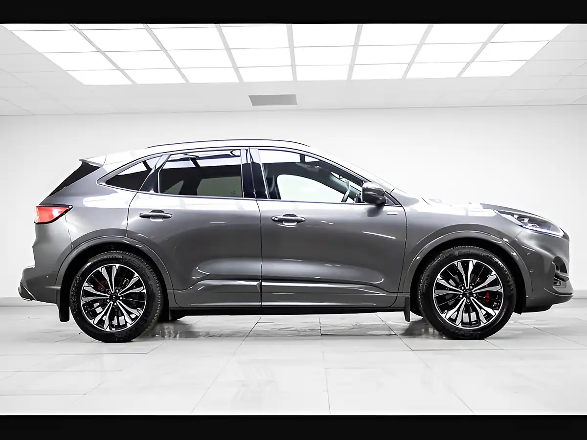 Used 2023 Ford Kuga ST-Line X Edition Grey - Interior and Exterior details 7