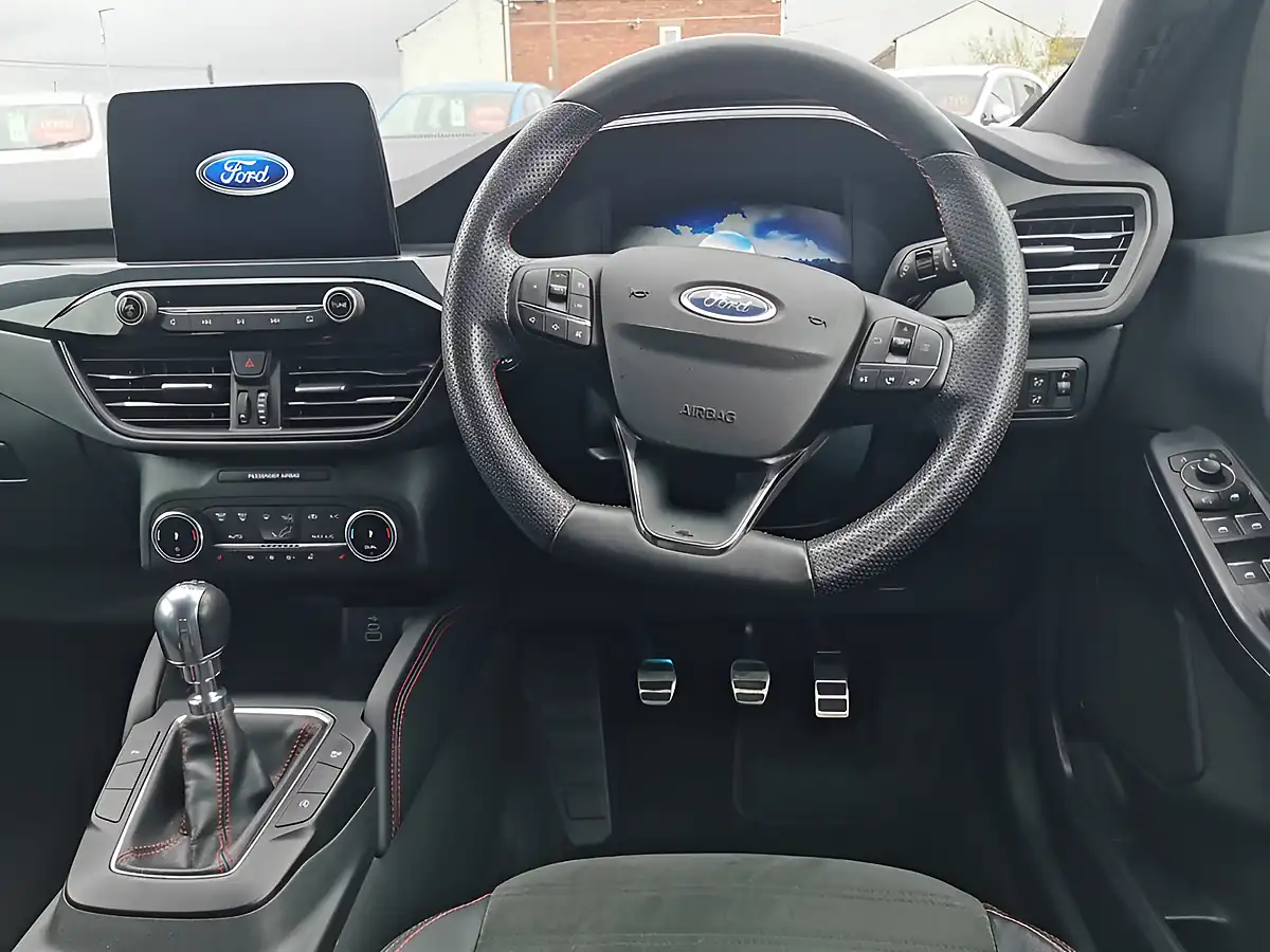 Used 2023 Ford Kuga ST-Line X Edition Solar Silver - Interior and Exterior details 8