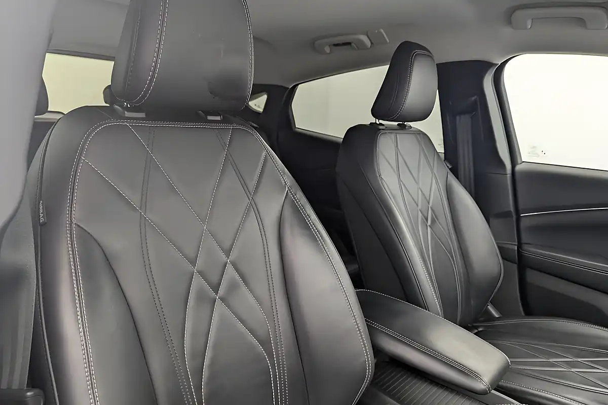 Used 2023 Ford Mustang Mach-E Standard Range Blue - Interior and Exterior details 14