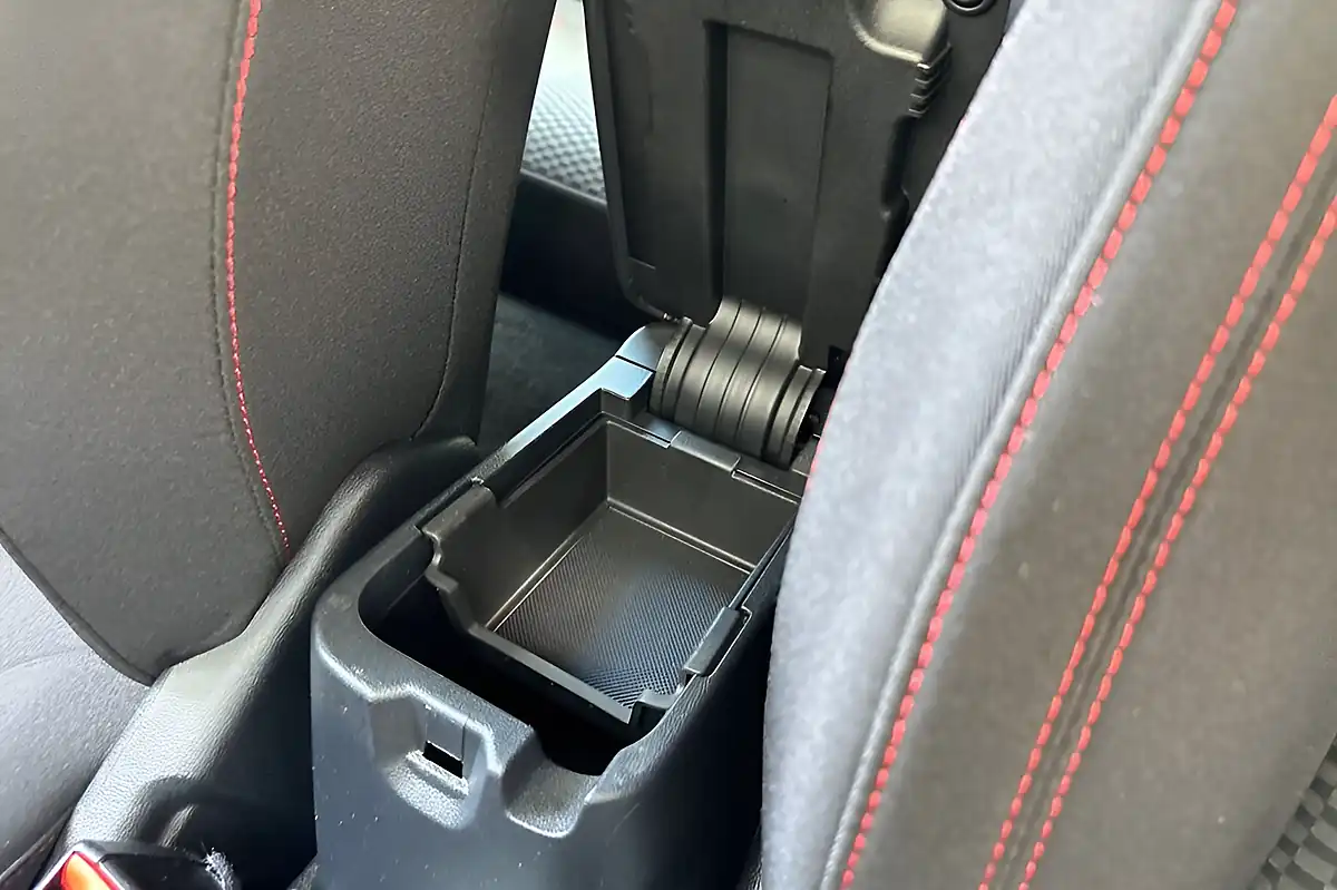 Used 2023 Ford Puma ST-Line Black - Interior and Exterior details 14