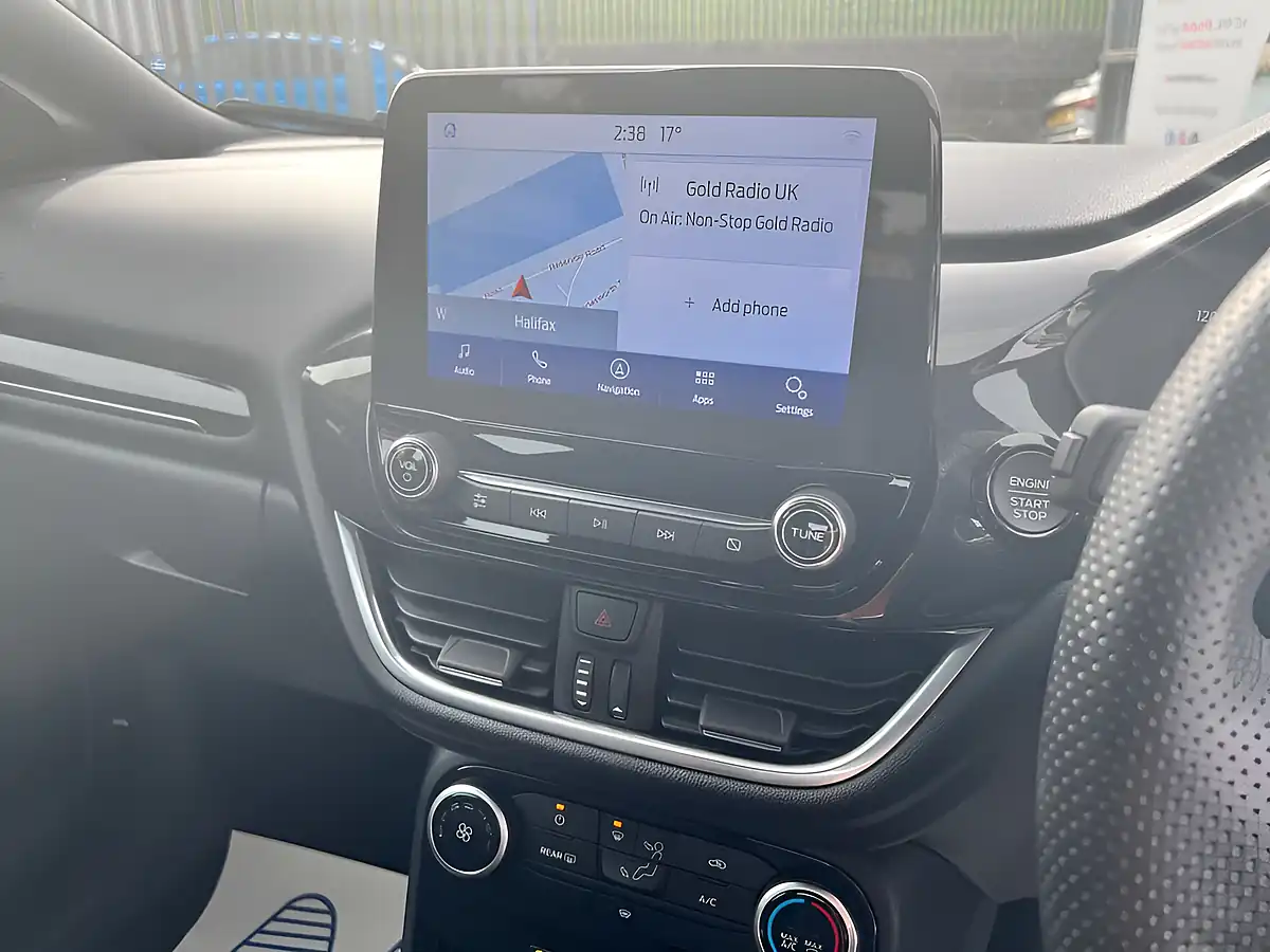 Used 2023 Ford Puma ST-Line Red - Interior and Exterior details 10
