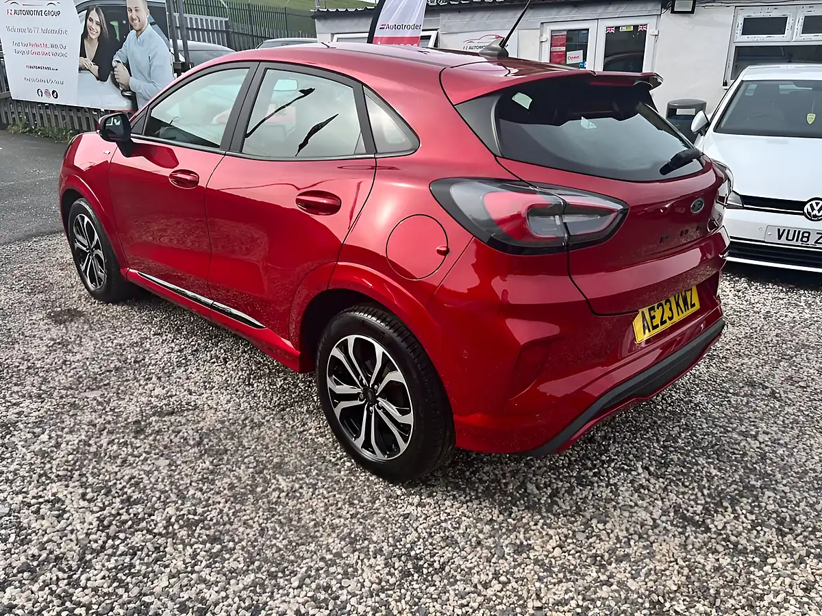 Used 2023 Ford Puma ST-Line Red - Interior and Exterior details 17