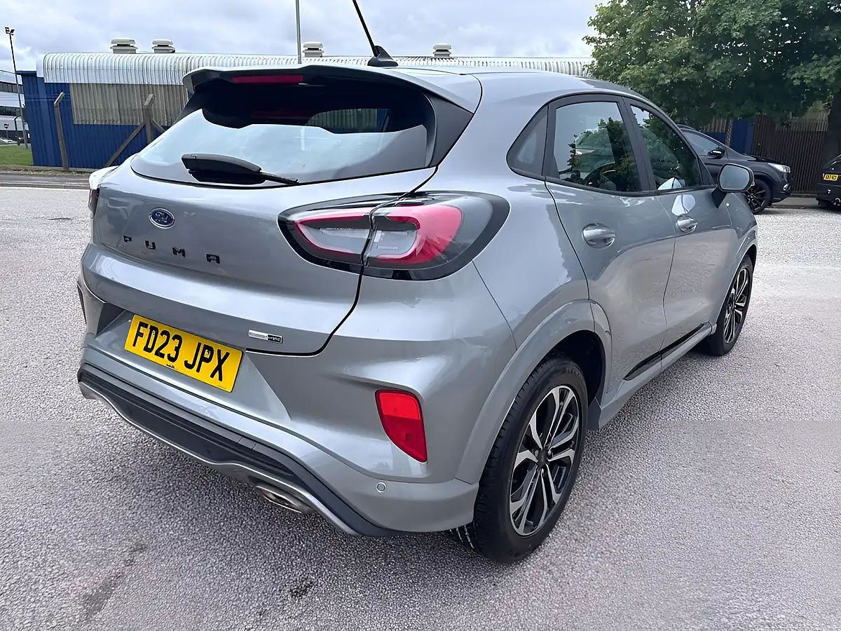Used 2023 Ford Puma ST-Line Silver - Interior and Exterior details 4