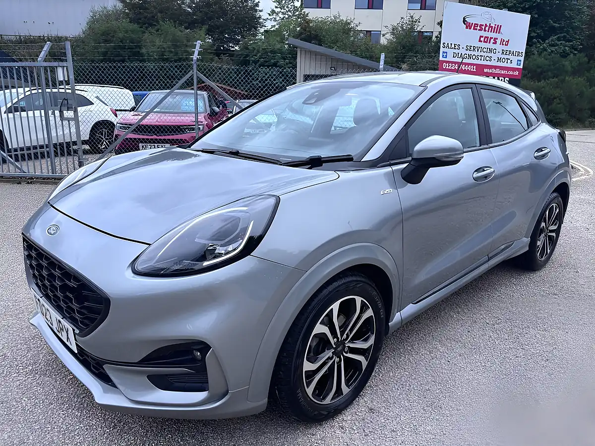Used 2023 Ford Puma ST-Line Silver - Interior and Exterior details 5