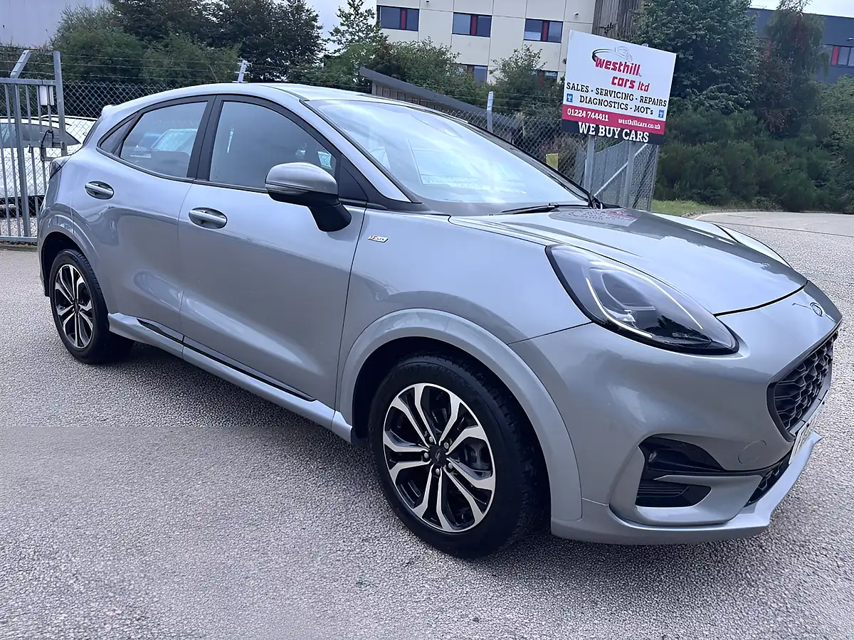Used 2023 Ford Puma ST-Line Silver - Interior and Exterior details 6