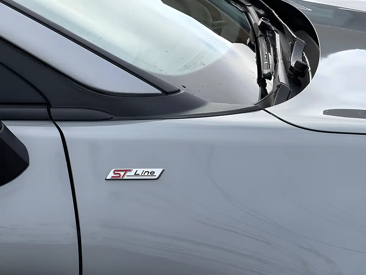 Used 2023 Ford Puma ST-Line Silver - Interior and Exterior details 11
