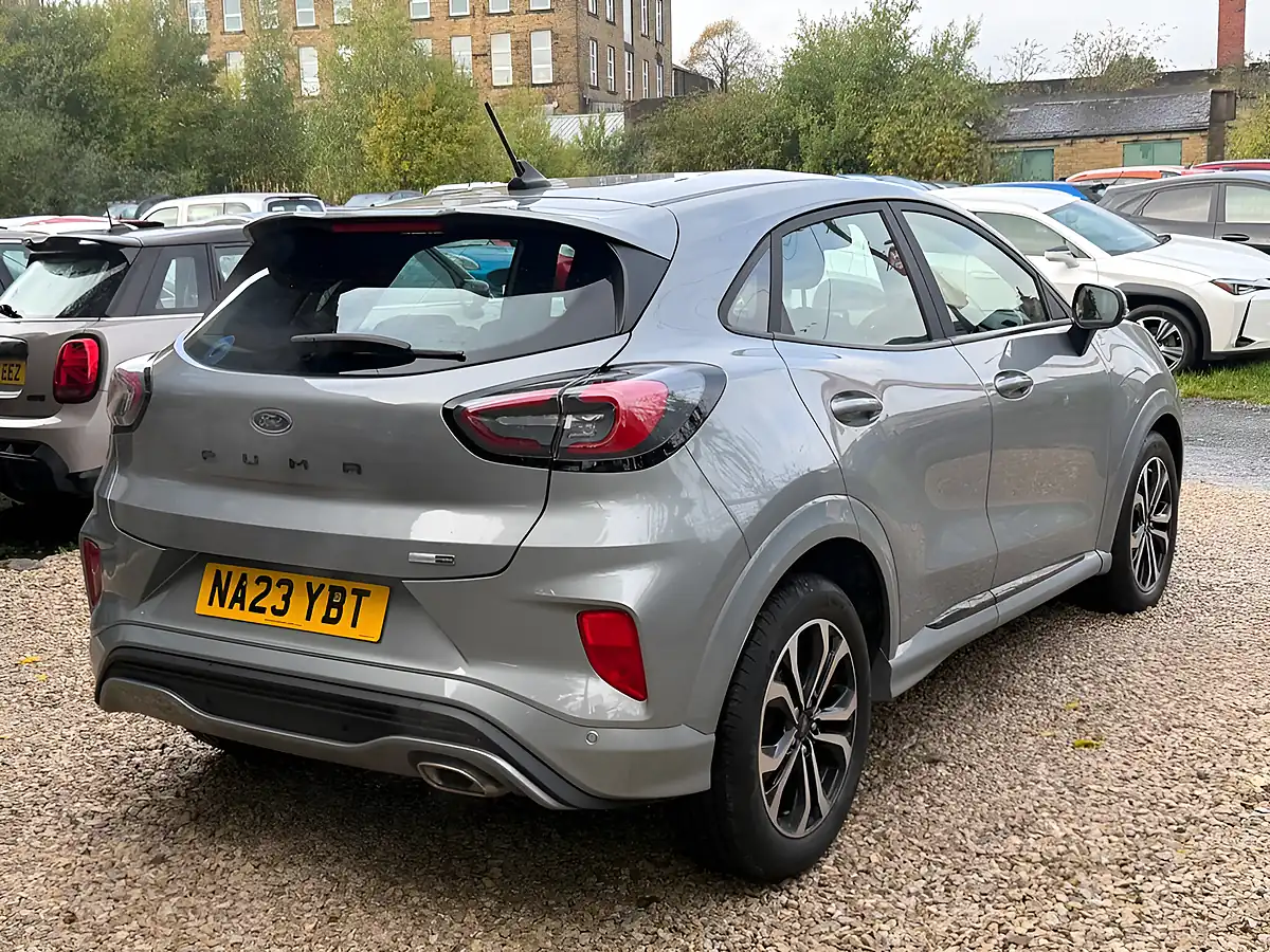 Used 2023 Ford Puma ST-Line Silver - Interior and Exterior details 5