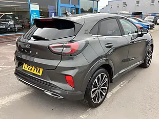 Used 2023 Ford Puma ST-Line Vignale Magnetic (exclusive Paint) - Interior and Exterior details 4