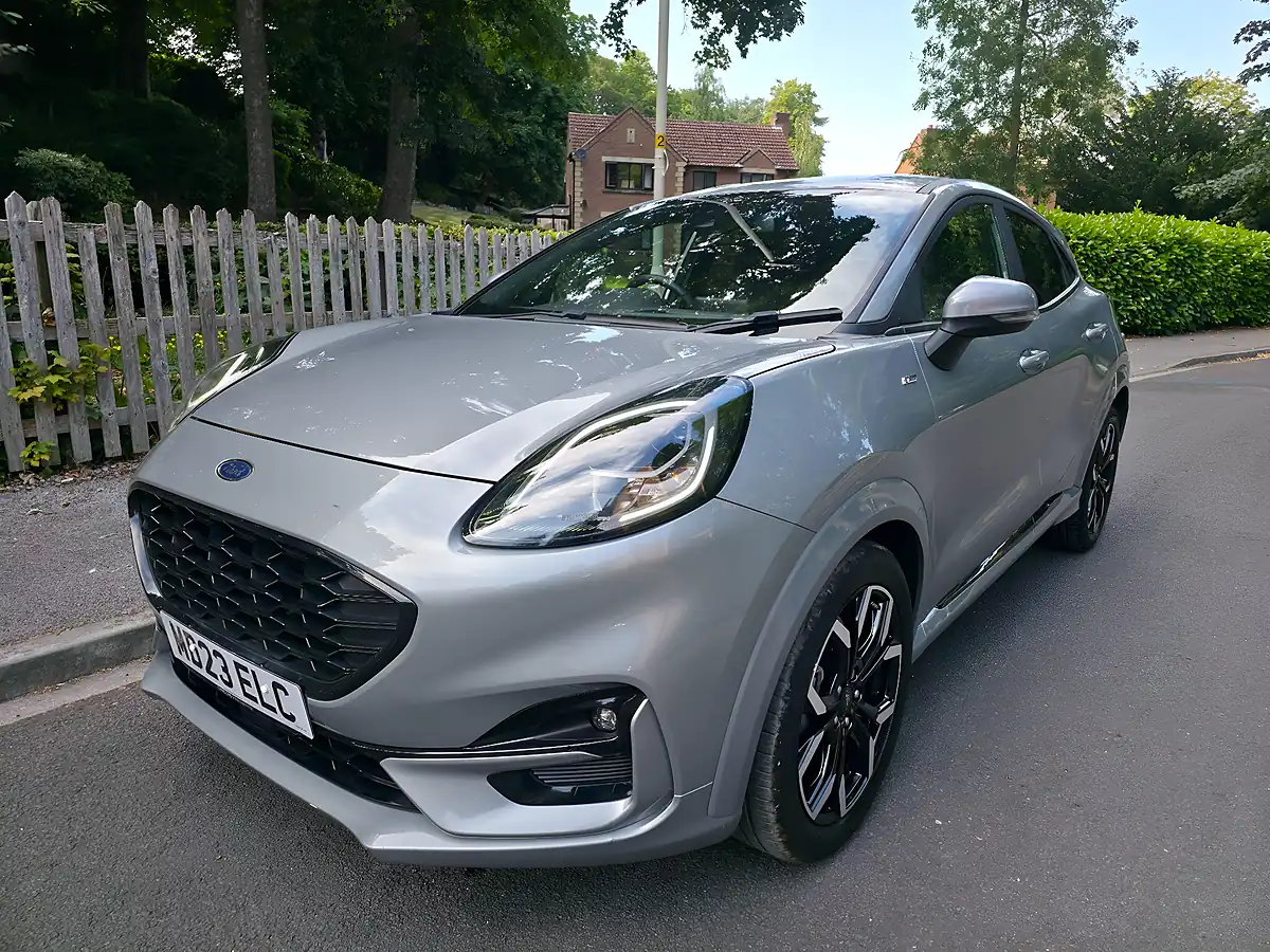Used 2023 Ford Puma ST-Line X Silver - Interior and Exterior details 3