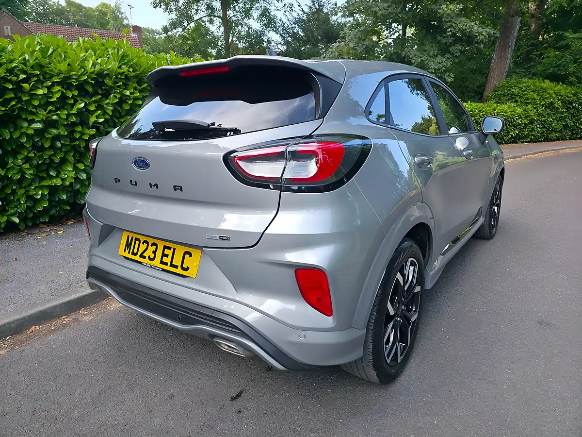 Used 2023 Ford Puma ST-Line X Silver - Interior and Exterior details 9