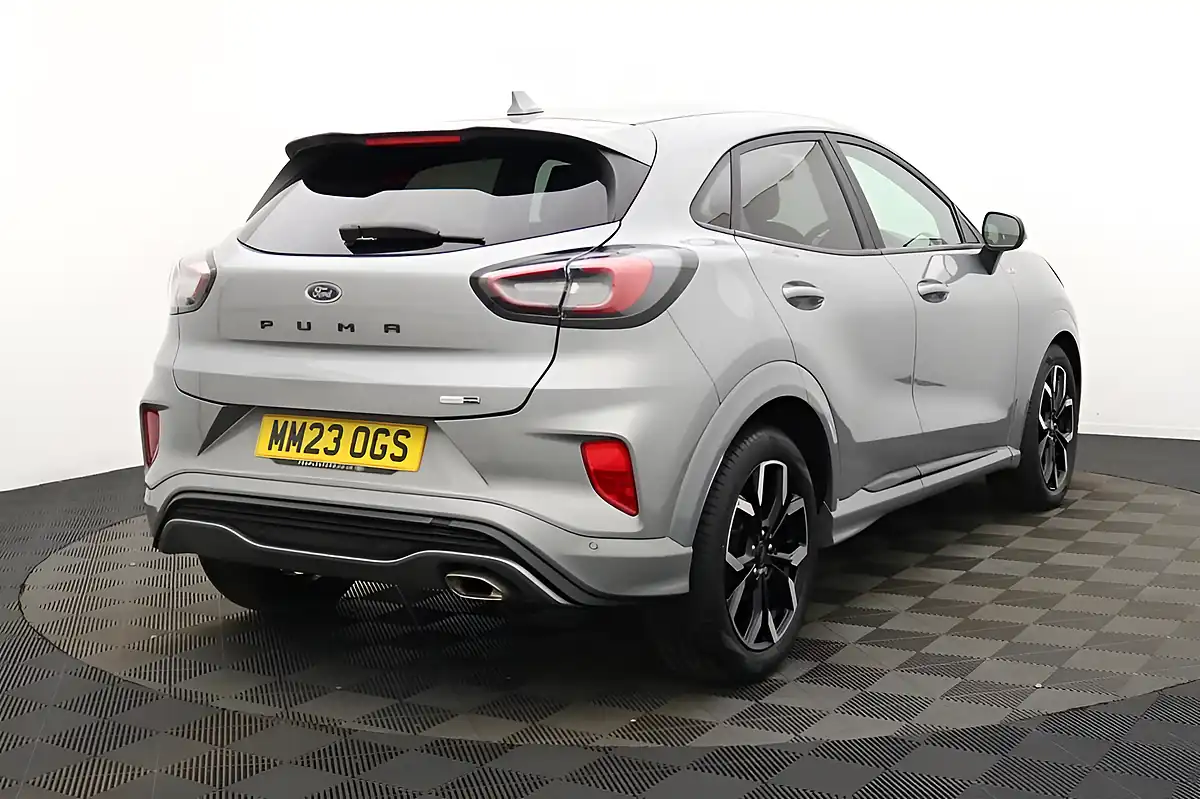 Used 2023 Ford Puma ST-Line X Silver - Interior and Exterior details 4