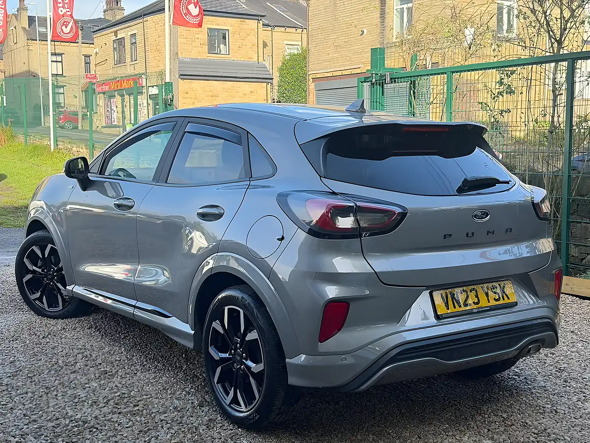 Used 2023 Ford Puma ST-Line X Silver - Interior and Exterior details 7