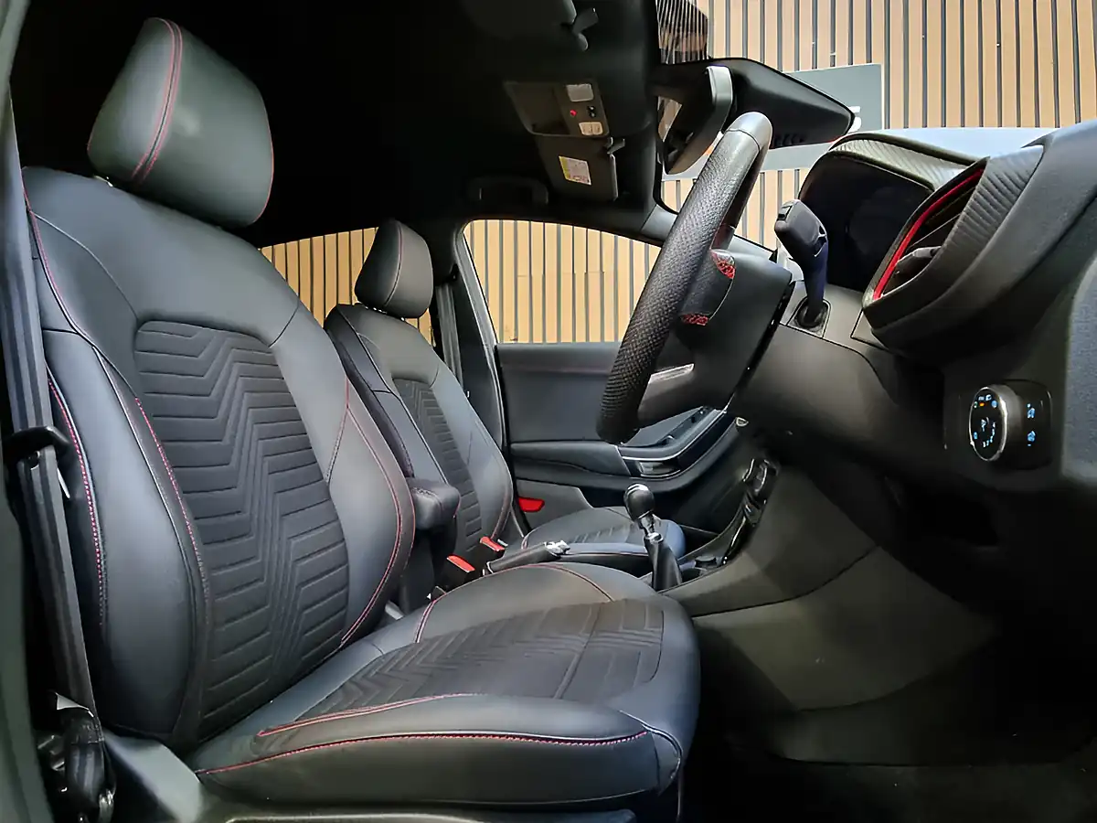 Used 2023 Ford Puma ST-Line X Solar Silver - Interior and Exterior details 14