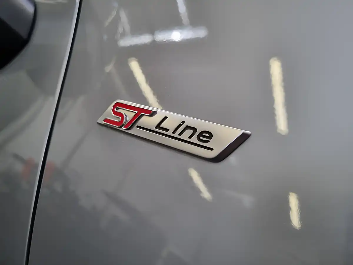 Used 2023 Ford Puma ST-Line X Solar Silver - Interior and Exterior details 5