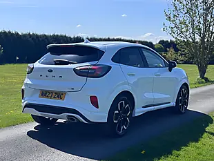 Used 2023 Ford Puma ST-Line X White - Interior and Exterior details 4