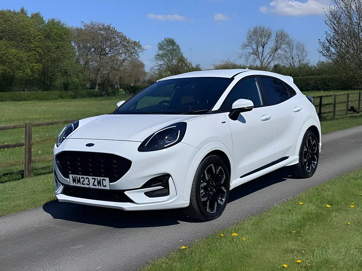 Used 2023 Ford Puma ST-Line X White - Interior and Exterior details 9