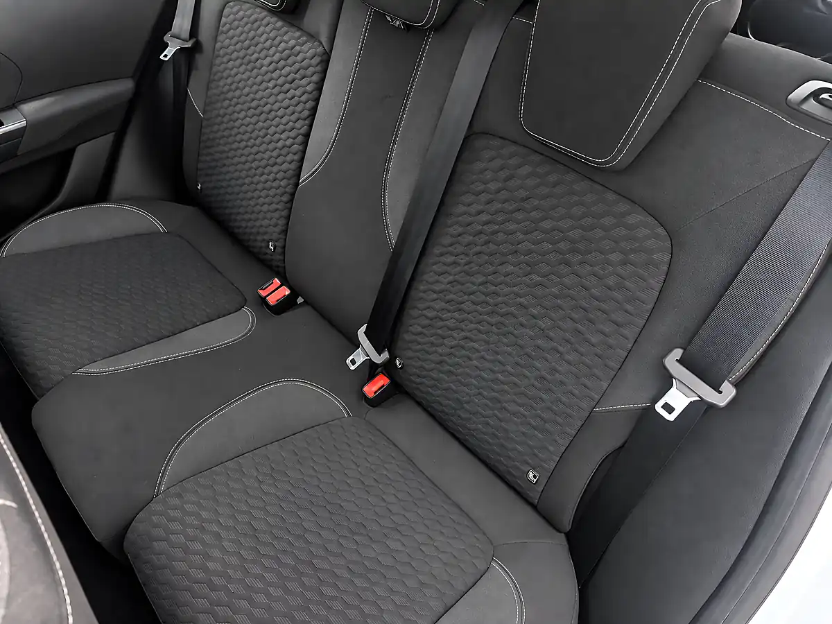 Used 2023 Ford Puma Titanium White - Interior and Exterior details 17