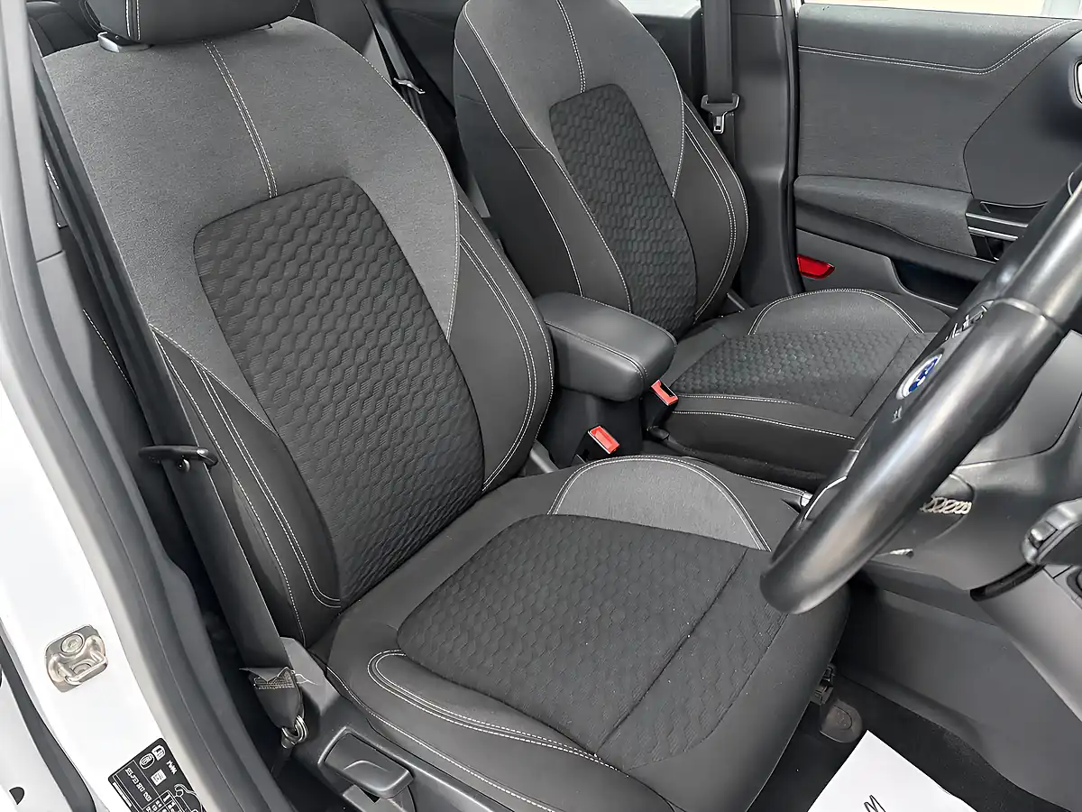 Used 2023 Ford Puma Titanium White - Interior and Exterior details 9