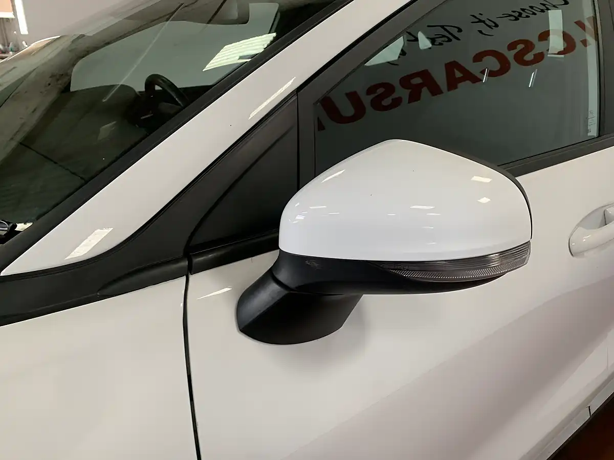 Used 2023 Ford Puma Titanium White - Interior and Exterior details 20