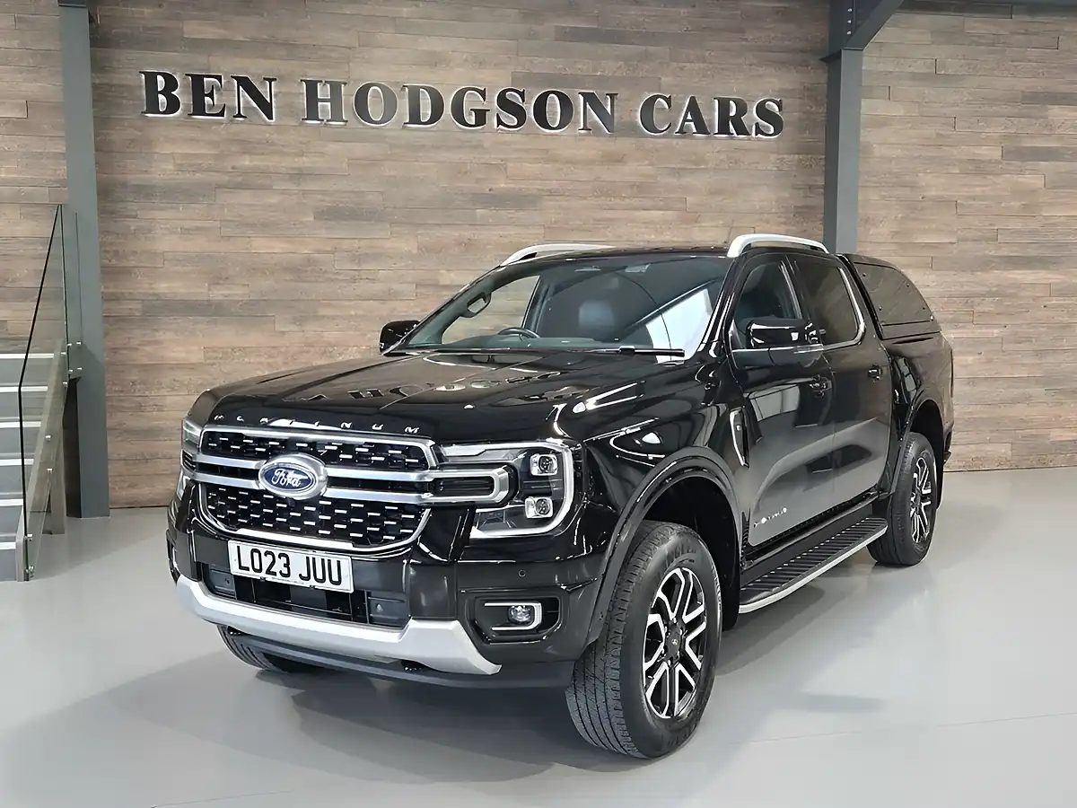 Used 2023 Ford Ranger Platinum Black - Front View