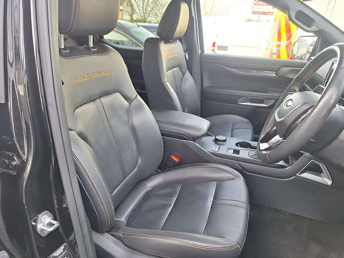 Used 2023 Ford Ranger Wildtrak Black - Interior and Exterior details 11