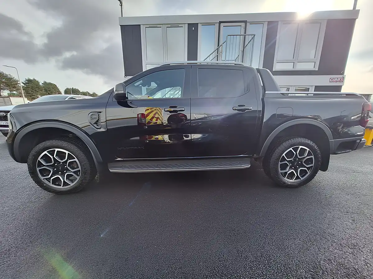 Used 2023 Ford Ranger Wildtrak Black - Interior and Exterior details 7