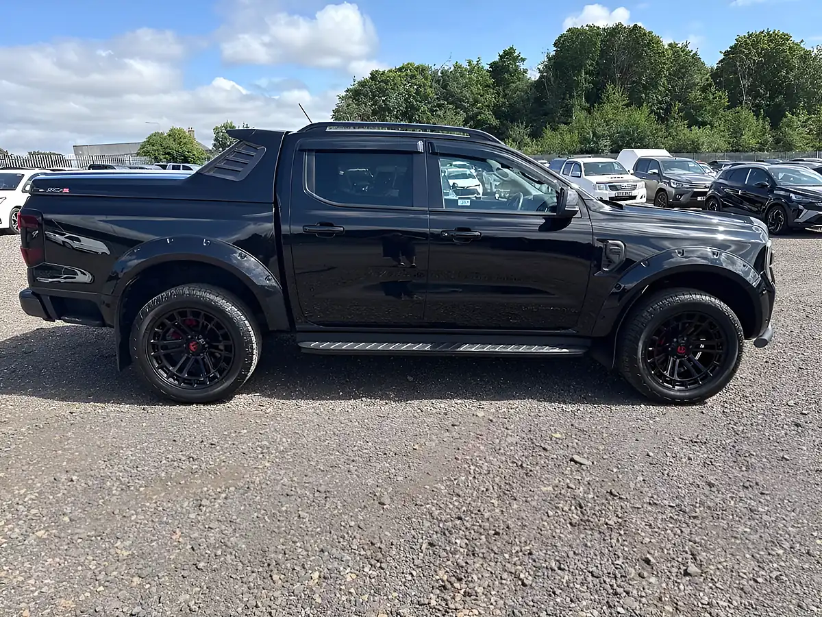 Used 2023 Ford Ranger Wildtrak Black - Interior and Exterior details 8