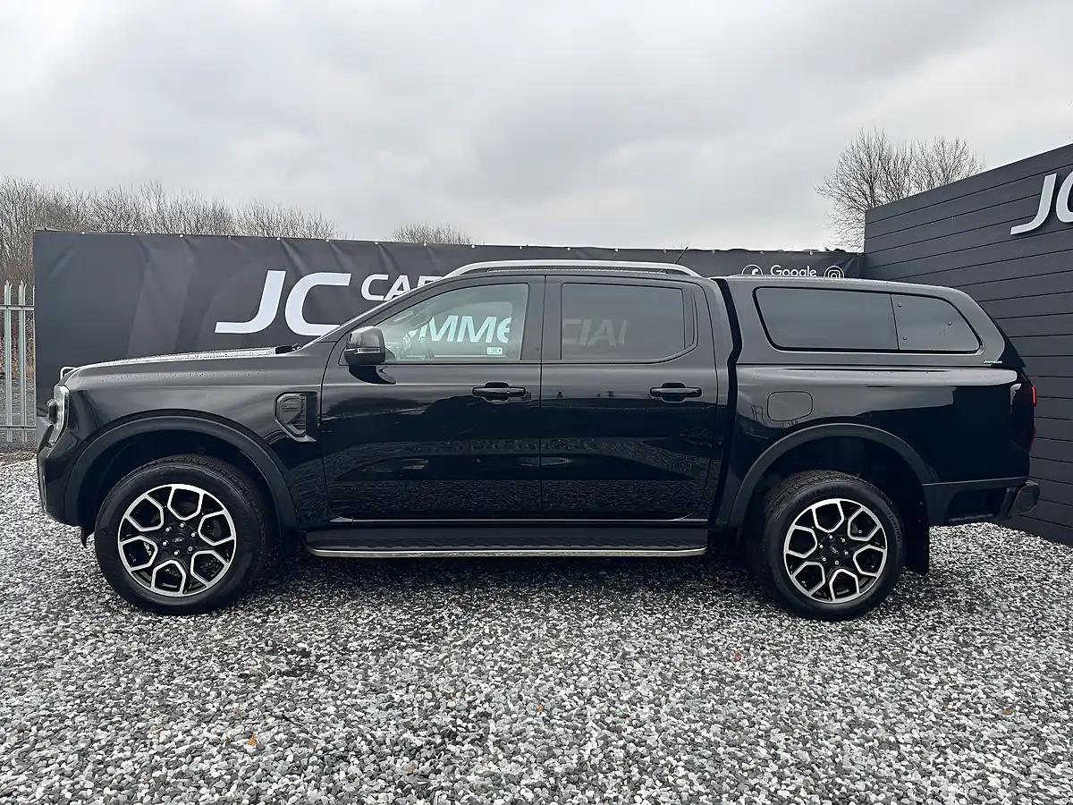 Used 2023 Ford Ranger Wildtrak Black - Interior and Exterior details 3