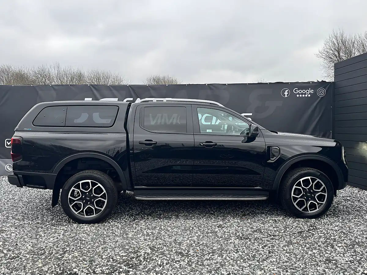 Used 2023 Ford Ranger Wildtrak Black - Interior and Exterior details 9