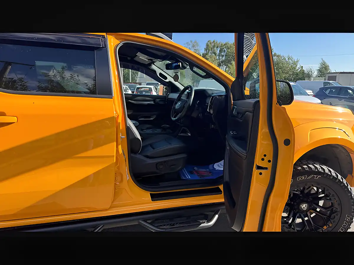 Used 2023 Ford Ranger Wildtrak Cyber Orange - Interior and Exterior details 16