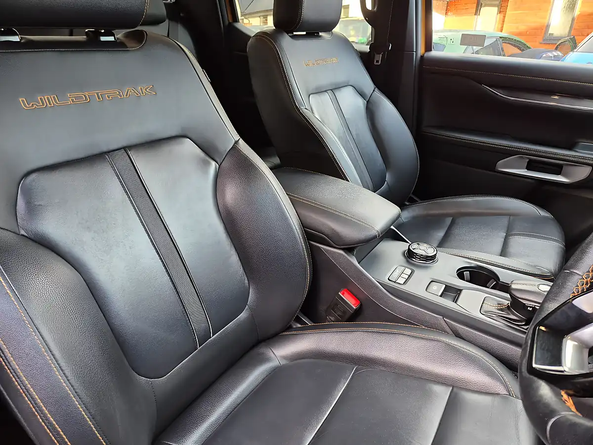 Used 2023 Ford Ranger Wildtrak Cyber Orange - Interior and Exterior details 12