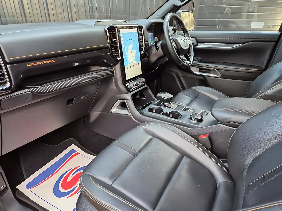 Used 2023 Ford Ranger Wildtrak Cyber Orange - Interior and Exterior details 8