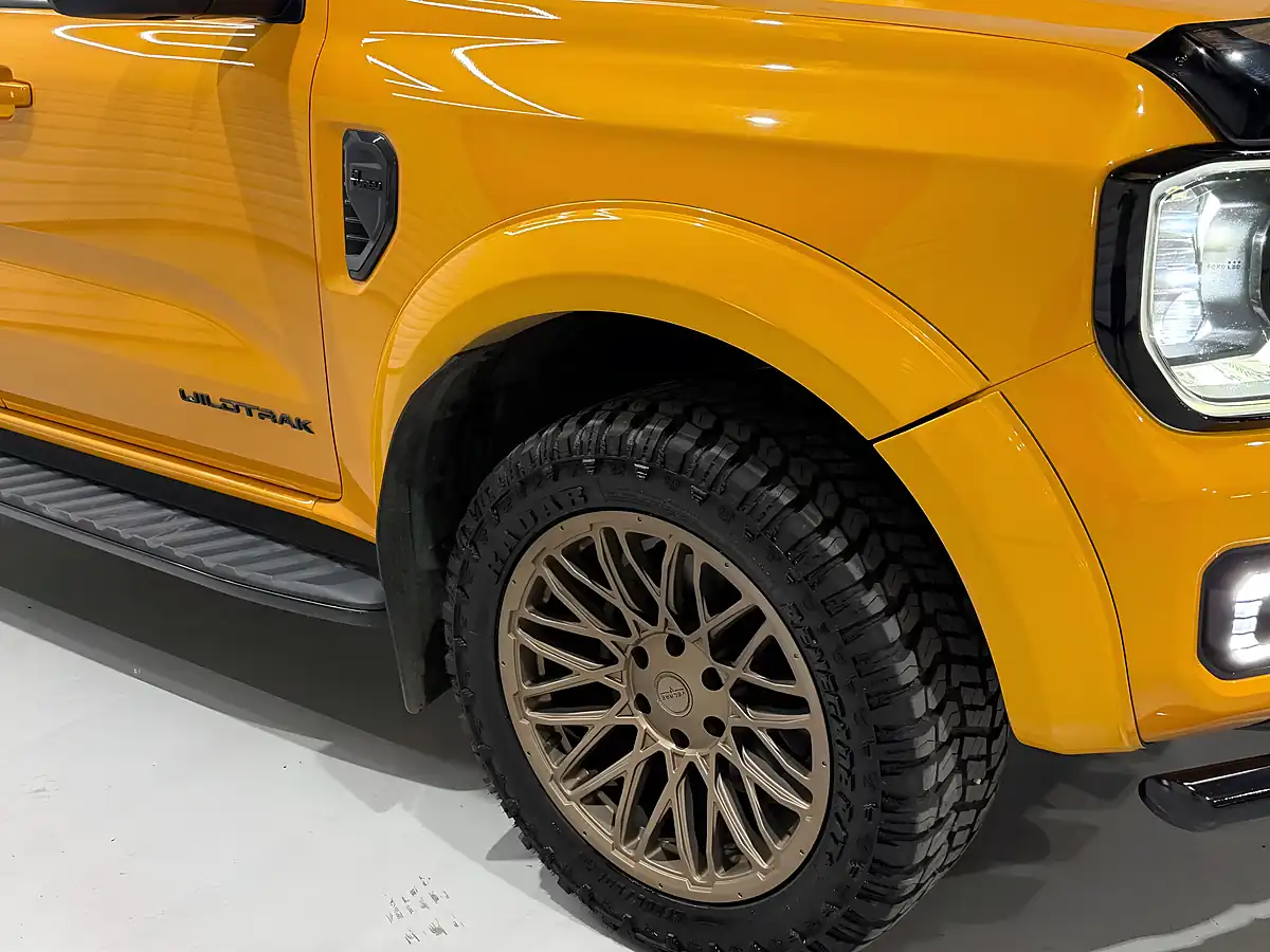 Used 2023 Ford Ranger Wildtrak Orange - Interior and Exterior details 14