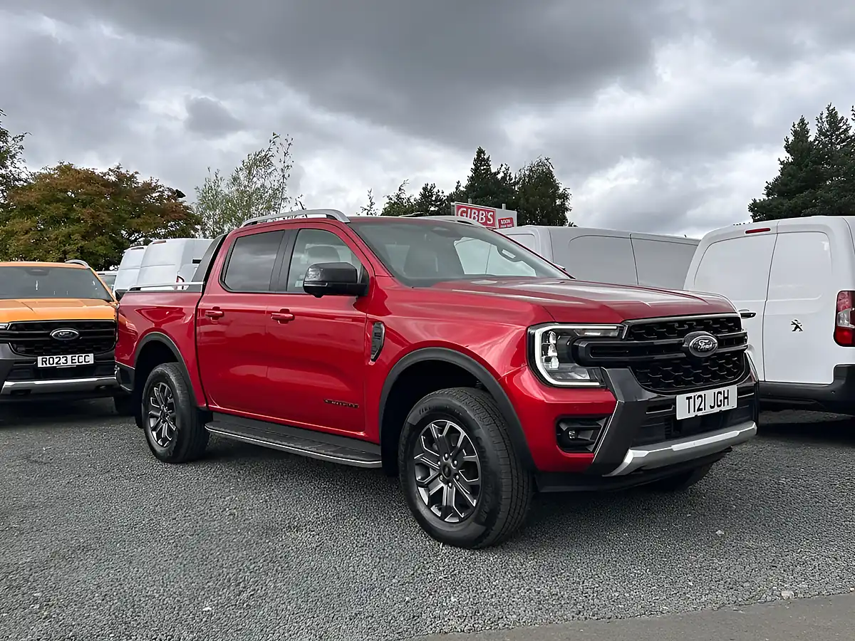 Used 2023 Ford Ranger Wildtrak Red - Front View