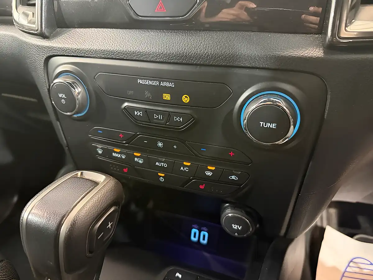 Used 2023 Ford Ranger Wildtrak Silver - Interior and Exterior details 16